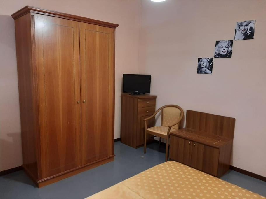 Il Leprotto - Room & Breakfast Altedo Exteriör bild